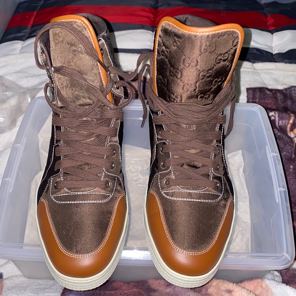 Gucci high top sneaker